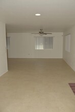 13686 Sylvan Oaks St in Victorville, CA - Building Photo - Building Photo