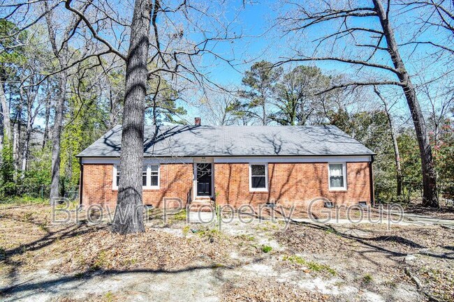 1702 Spruce St in Fayetteville, NC - Building Photo - Building Photo