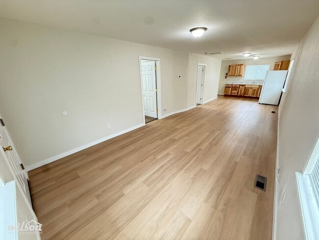 1112 Jefferson Ave in Yakima, WA - Building Photo - Building Photo