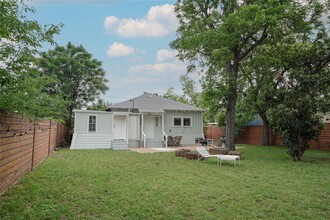 2502 E 6th St in Austin, TX - Building Photo - Building Photo