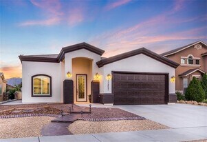 11457 Lucio Moreno Dr in El Paso, TX - Building Photo