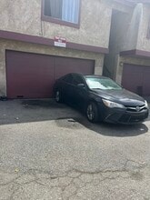 16122 S Ainsworth St, Unit 4 in Gardena, CA - Foto de edificio - Building Photo