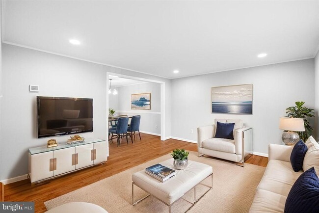 property at 8300 White Star Ct