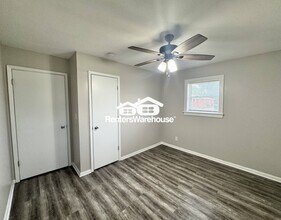 114 NW College Ave in Ankeny, IA - Building Photo - Building Photo