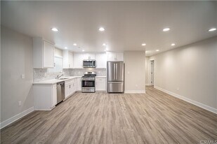 1560 Ricardo St in Los Angeles, CA - Building Photo