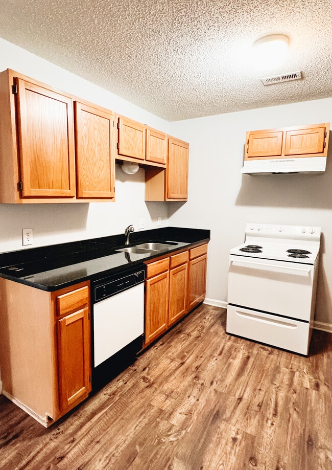 property at 350 Miller Pointe Dr