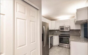 2568 Pine Ridge Way S in Palm Harbor, FL - Building Photo - Building Photo
