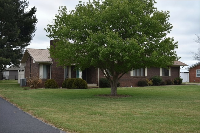 property at 122 N Fairway Rd