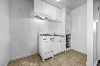 3626 E Colorado Blvd in Pasadena, CA - Building Photo - Building Photo