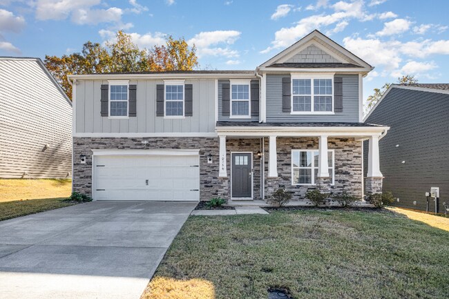 10759 Adair Wds Dr in Davidson, NC - Foto de edificio - Building Photo