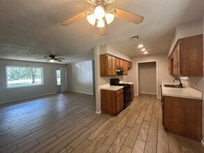 19157 Richardson Ln in Spiro, OK - Foto de edificio - Building Photo