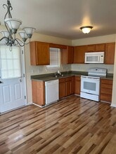 405 James Toney Dr in Elon, NC - Building Photo - Building Photo