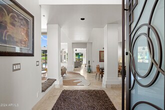 7705 E Doubletree Ranch Rd in Scottsdale, AZ - Building Photo - Building Photo