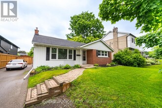 866 Regent Dr in Oshawa, ON - Building Photo - Building Photo