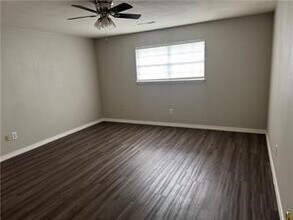 2704 McMillan Dr in Springdale, AR - Building Photo - Building Photo