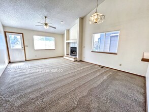 4939 Chariot Dr in Colorado Springs, CO - Building Photo - Building Photo