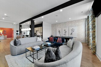 Lawndale Commons in Canal Winchester, OH - Foto de edificio - Building Photo