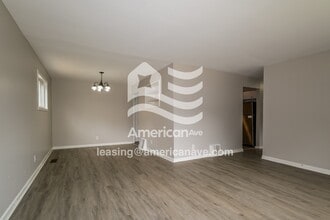 937 Clearfield Dr in Ferguson, MO - Building Photo - Building Photo