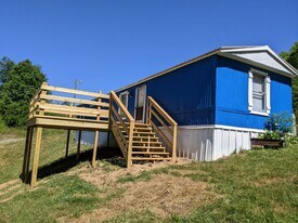 235 Monarch Ln in Boone, NC - Building Photo