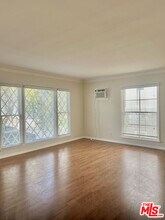 442 N Palm Dr in Beverly Hills, CA - Building Photo - Building Photo