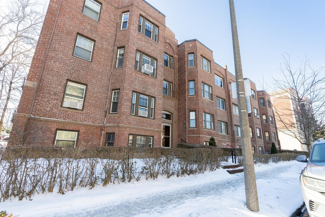100 Washington St in Boston, MA - Building Photo