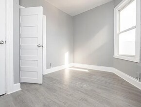 156 Hawthorne Ave, Unit 4 in Newark, NJ - Building Photo - Building Photo