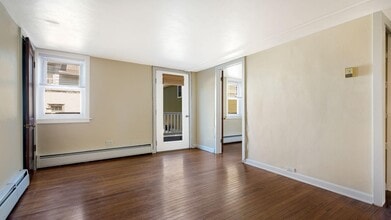 18 Mercer Ave in Doylestown, PA - Building Photo - Building Photo