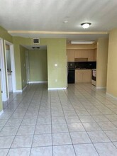 650 Palm Ave in Hialeah, FL - Building Photo - Building Photo