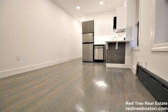24 Phillips St in Boston, MA - Building Photo - Building Photo
