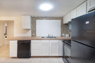 7407 Duke Dr in Hudson, FL - Building Photo - Building Photo