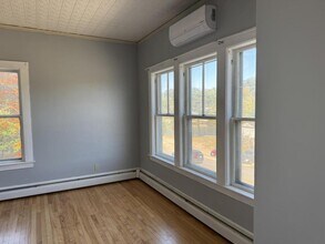 6 Dawson St in Milton, NH - Building Photo - Building Photo