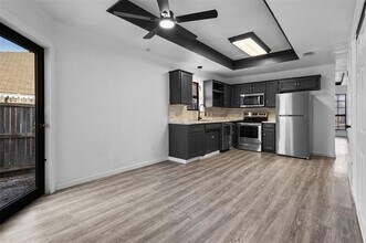 5351 Northridge Blvd in North Richland Hills, TX - Building Photo - Building Photo