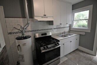 4405 Woodside St, Unit 1 in Houston, TX - Foto de edificio - Building Photo