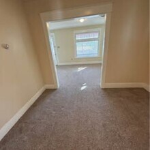 2716 Oak Ave in Altoona, PA - Building Photo - Building Photo