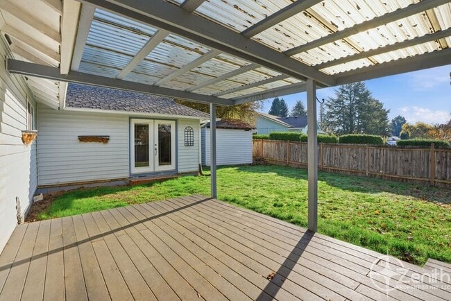 property at 1417 NW 98th Cir