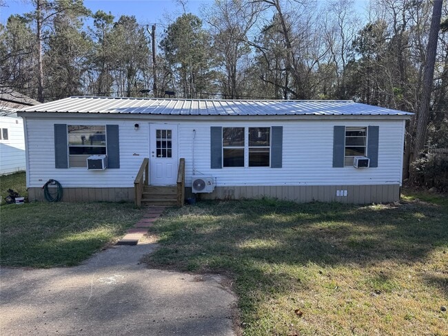 property at 934 Queenswood St