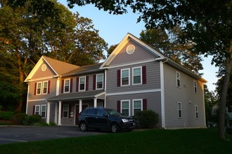 22 Saint Anns Rd in Quincy, MA - Foto de edificio - Building Photo