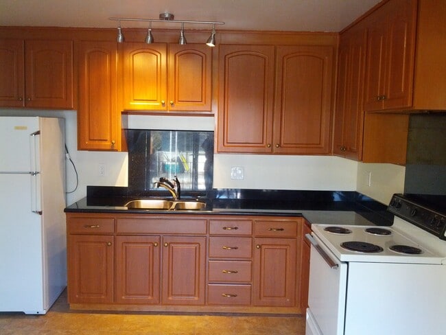 property at 879 Bing Dr