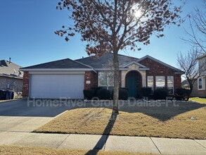 2103 Pecan Ridge Dr in Forney, TX - Building Photo - Building Photo