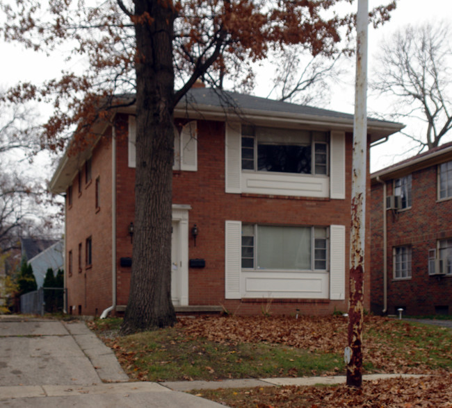 2524 Berdan Ave in Toledo, OH - Foto de edificio - Building Photo