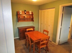 12 Williamsburg Ct, Unit 2 in Shrewsbury, MA - Building Photo - Building Photo