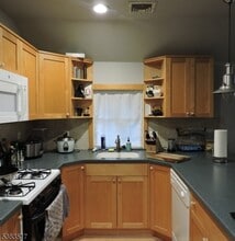 213 Holmes St in Boonton, NJ - Building Photo - Building Photo