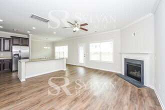 352 Oristo Ridge Way in West Columbia, SC - Building Photo - Building Photo