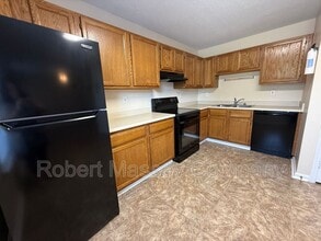7907 Canonero Way in Louisville, KY - Building Photo - Building Photo