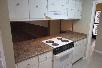 7161 Lamesa Ln in Bartlett, TN - Building Photo - Building Photo