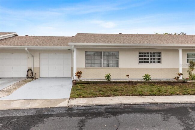 property at 5320 Buttonwood Dr
