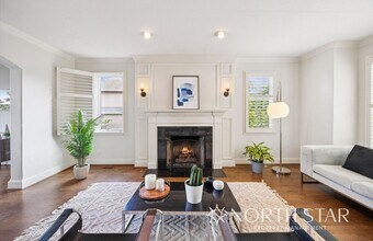 17519 Brookhurst Dr in Lake Oswego, OR - Building Photo - Building Photo