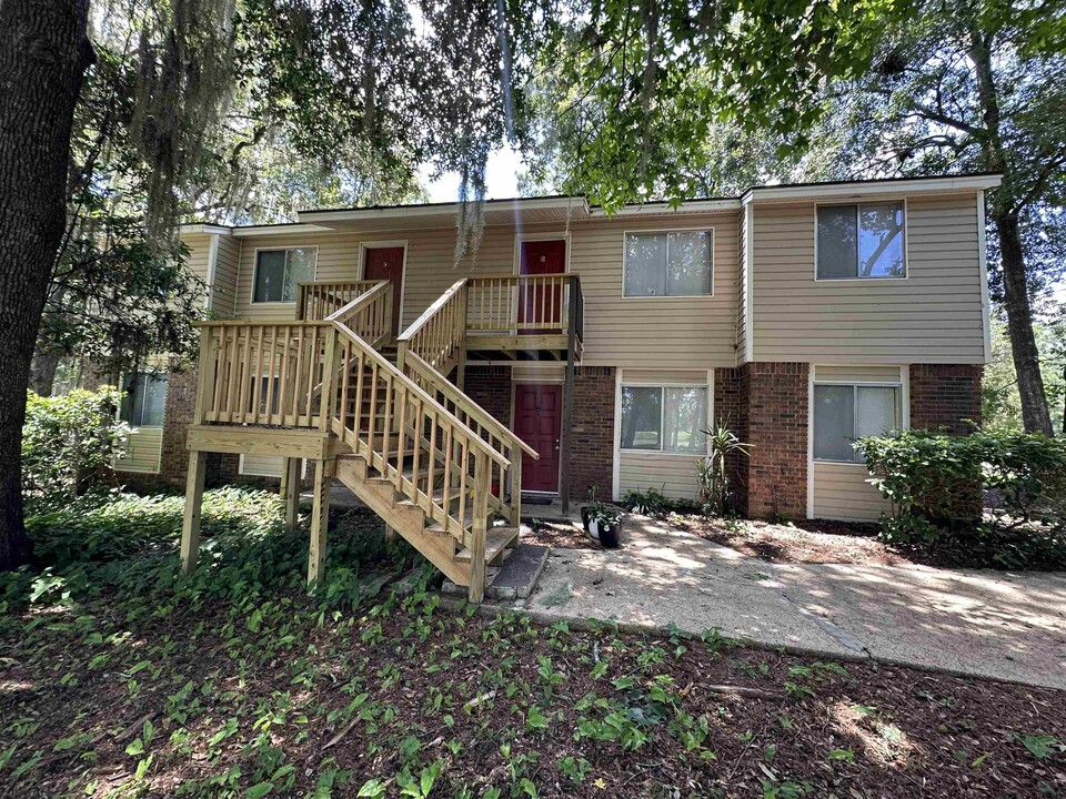 1411 Shallow Brook in Tallahassee, FL - Building Photo