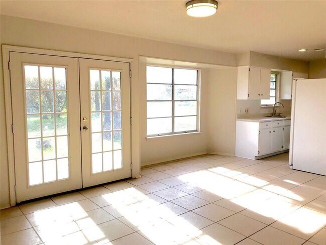 913 Connecticut Dr in Austin, TX - Building Photo - Building Photo