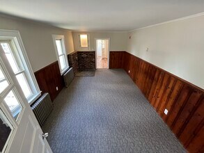 53 Montauk St in Selden, NY - Building Photo - Building Photo